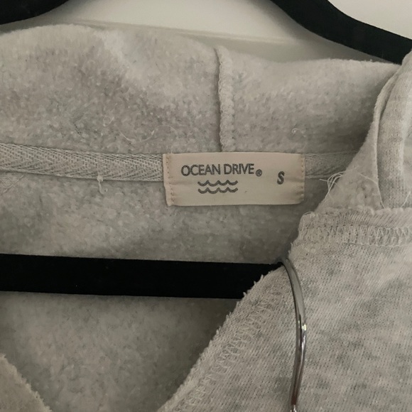 light grey lounge set - Picture 3 of 3